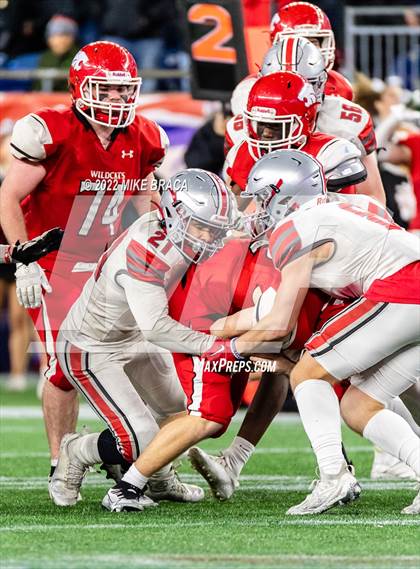 Thumbnail 3 in Wakefield Memorial vs Milton (MIAA Division 3 State Final) photogallery.