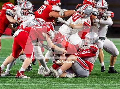 Thumbnail 2 in Wakefield Memorial vs Milton (MIAA Division 3 State Final) photogallery.