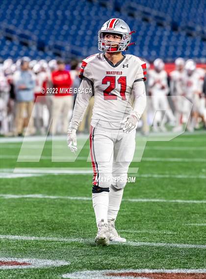 Thumbnail 3 in Wakefield Memorial vs Milton (MIAA Division 3 State Final) photogallery.