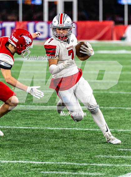 Thumbnail 3 in Wakefield Memorial vs Milton (MIAA Division 3 State Final) photogallery.