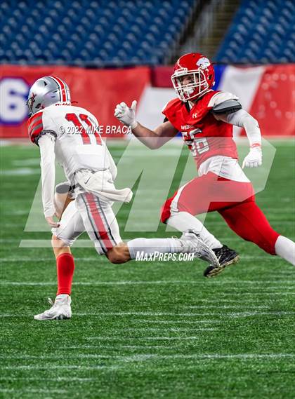 Thumbnail 1 in Wakefield Memorial vs Milton (MIAA Division 3 State Final) photogallery.