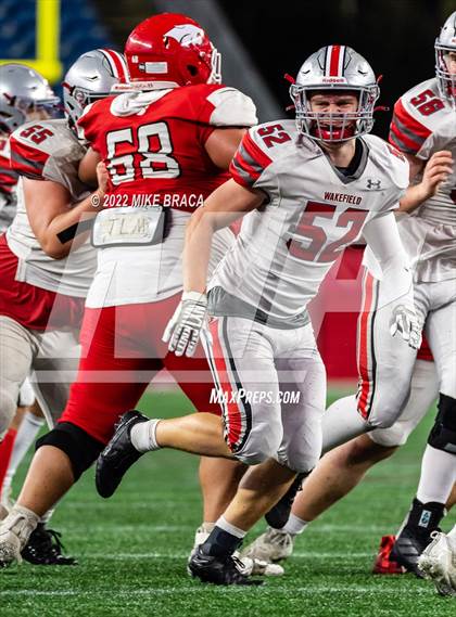 Thumbnail 2 in Wakefield Memorial vs Milton (MIAA Division 3 State Final) photogallery.