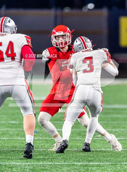 Thumbnail 2 in Wakefield Memorial vs Milton (MIAA Division 3 State Final) photogallery.