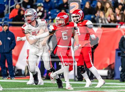 Thumbnail 3 in Wakefield Memorial vs Milton (MIAA Division 3 State Final) photogallery.