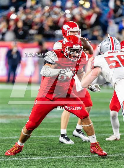 Thumbnail 2 in Wakefield Memorial vs Milton (MIAA Division 3 State Final) photogallery.