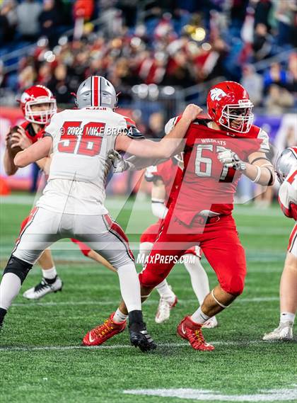 Thumbnail 3 in Wakefield Memorial vs Milton (MIAA Division 3 State Final) photogallery.