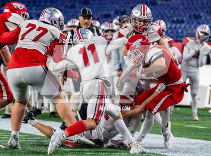 Thumbnail 2 in Wakefield Memorial vs Milton (MIAA Division 3 State Final) photogallery.