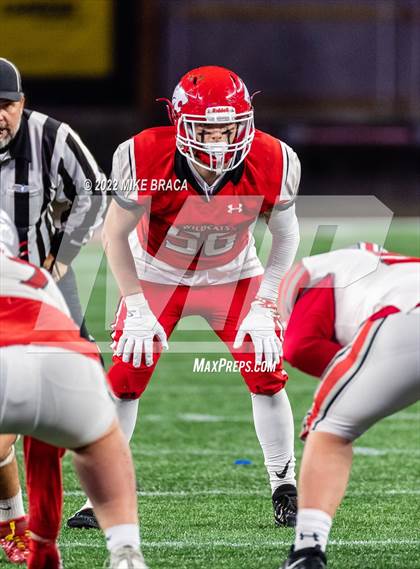Thumbnail 3 in Wakefield Memorial vs Milton (MIAA Division 3 State Final) photogallery.