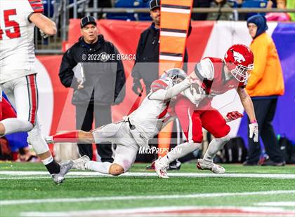 Thumbnail 3 in Wakefield Memorial vs Milton (MIAA Division 3 State Final) photogallery.