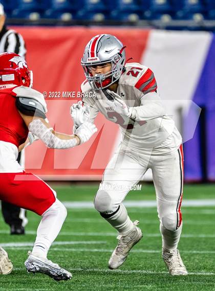 Thumbnail 3 in Wakefield Memorial vs Milton (MIAA Division 3 State Final) photogallery.