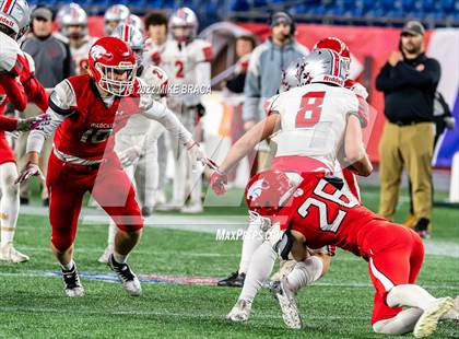 Thumbnail 1 in Wakefield Memorial vs Milton (MIAA Division 3 State Final) photogallery.