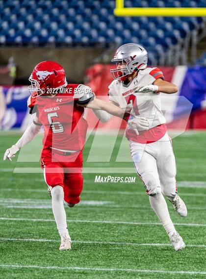 Thumbnail 1 in Wakefield Memorial vs Milton (MIAA Division 3 State Final) photogallery.