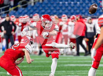 Thumbnail 1 in Wakefield Memorial vs Milton (MIAA Division 3 State Final) photogallery.
