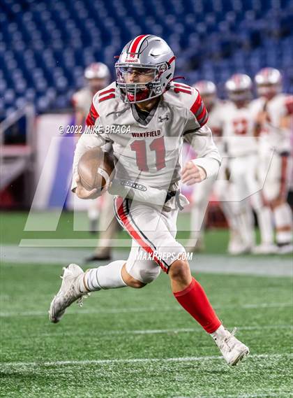 Thumbnail 3 in Wakefield Memorial vs Milton (MIAA Division 3 State Final) photogallery.