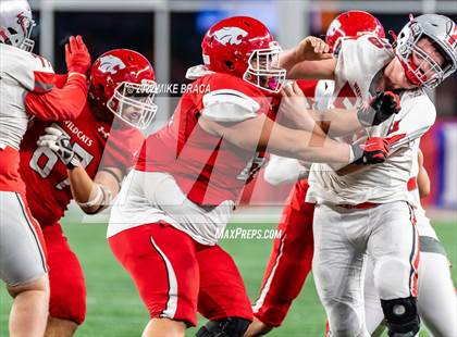 Thumbnail 2 in Wakefield Memorial vs Milton (MIAA Division 3 State Final) photogallery.