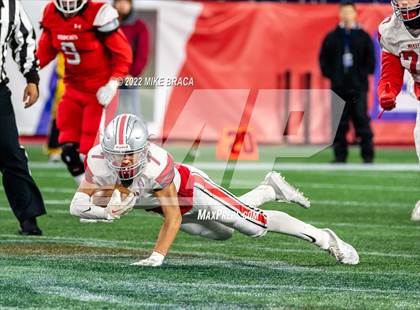 Thumbnail 2 in Wakefield Memorial vs Milton (MIAA Division 3 State Final) photogallery.