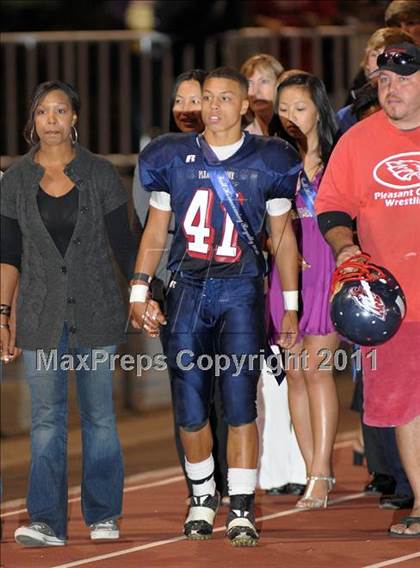 Thumbnail 2 in Pleasant Grove vs. Fairfield photogallery.