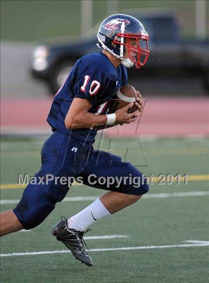 Thumbnail 2 in Pleasant Grove vs. Fairfield photogallery.