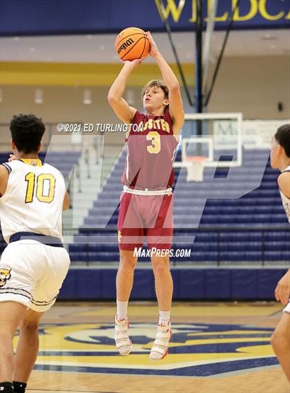 Thumbnail 2 in Lassiter @ Wheeler photogallery.
