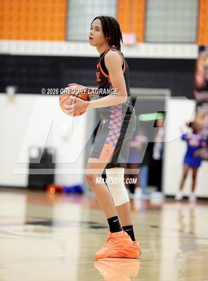 Thumbnail 2 in Bowie vs Haltom photogallery.