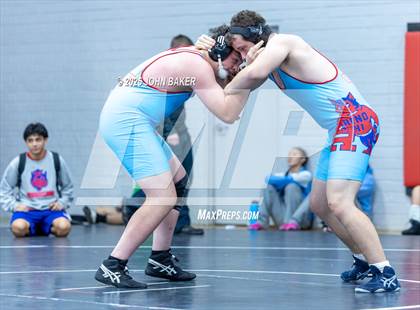 Thumbnail 2 in Lovelock Mustangs Tournament (215lbs) photogallery.