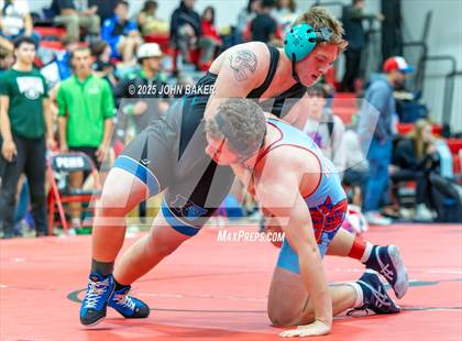 Thumbnail 2 in Lovelock Mustangs Tournament (215lbs) photogallery.