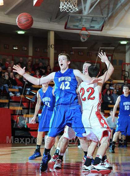 Thumbnail 1 in McPherson vs. Winfield photogallery.