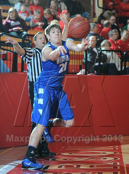Thumbnail 3 in McPherson vs. Winfield photogallery.