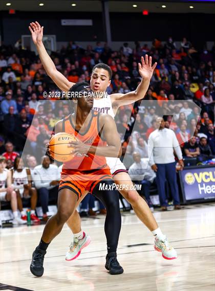 Thumbnail 3 in Patriot vs Hayfield (VHSL Class 6 State Final) photogallery.