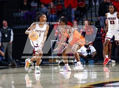 Thumbnail 1 in Patriot vs Hayfield (VHSL Class 6 State Final) photogallery.