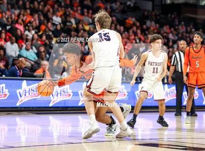Thumbnail 1 in Patriot vs Hayfield (VHSL Class 6 State Final) photogallery.