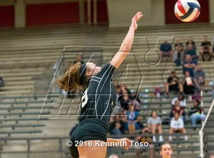 Thumbnail 2 in Brennan vs. Clark photogallery.