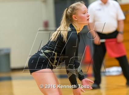 Thumbnail 3 in Brennan vs. Clark photogallery.