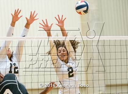 Thumbnail 2 in Brennan vs. Clark photogallery.