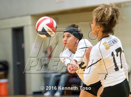 Thumbnail 1 in Brennan vs. Clark photogallery.