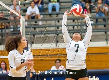 Thumbnail 3 in Brennan vs. Clark photogallery.