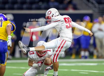 Thumbnail 2 in La Vega vs. Carthage (UIL 4A Division 1 Semifinal) photogallery.