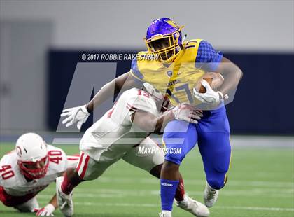 Thumbnail 2 in La Vega vs. Carthage (UIL 4A Division 1 Semifinal) photogallery.