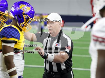 Thumbnail 2 in La Vega vs. Carthage (UIL 4A Division 1 Semifinal) photogallery.