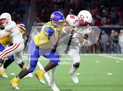 Thumbnail 1 in La Vega vs. Carthage (UIL 4A Division 1 Semifinal) photogallery.