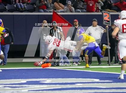 Thumbnail 1 in La Vega vs. Carthage (UIL 4A Division 1 Semifinal) photogallery.