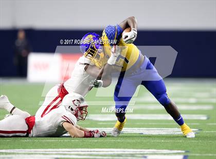 Thumbnail 2 in La Vega vs. Carthage (UIL 4A Division 1 Semifinal) photogallery.
