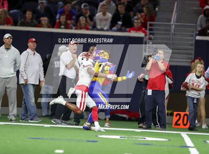 Thumbnail 1 in La Vega vs. Carthage (UIL 4A Division 1 Semifinal) photogallery.