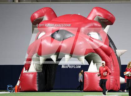 Thumbnail 1 in La Vega vs. Carthage (UIL 4A Division 1 Semifinal) photogallery.