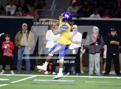 Thumbnail 1 in La Vega vs. Carthage (UIL 4A Division 1 Semifinal) photogallery.