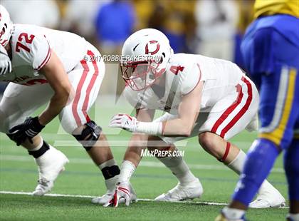 Thumbnail 2 in La Vega vs. Carthage (UIL 4A Division 1 Semifinal) photogallery.