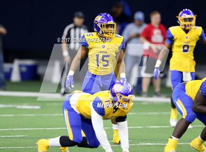 Thumbnail 1 in La Vega vs. Carthage (UIL 4A Division 1 Semifinal) photogallery.