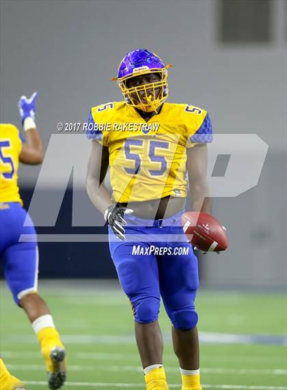 Thumbnail 1 in La Vega vs. Carthage (UIL 4A Division 1 Semifinal) photogallery.