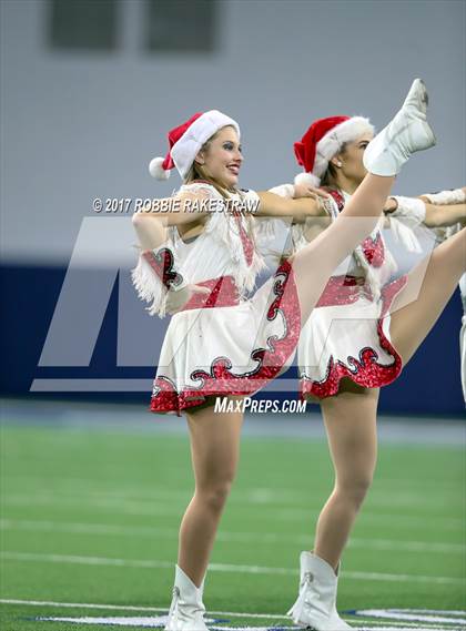 Thumbnail 2 in La Vega vs. Carthage (UIL 4A Division 1 Semifinal) photogallery.
