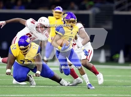 Thumbnail 1 in La Vega vs. Carthage (UIL 4A Division 1 Semifinal) photogallery.